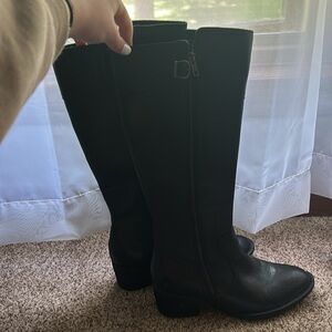 Born Black Leather Boots- Size 8